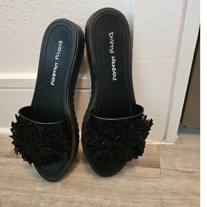 Dirty Laundry Black Fringe Slides Sandals Flatforms Comfy Casual Size 8